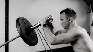 How to Increase Strength & Size Using Resistance Bands on Major Lifts