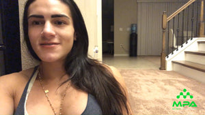 IFBB Pro Natalia Coelho Answers Questions About Posing